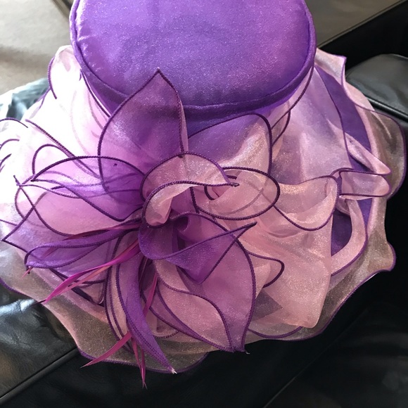 Hat - Picture 3 of 3